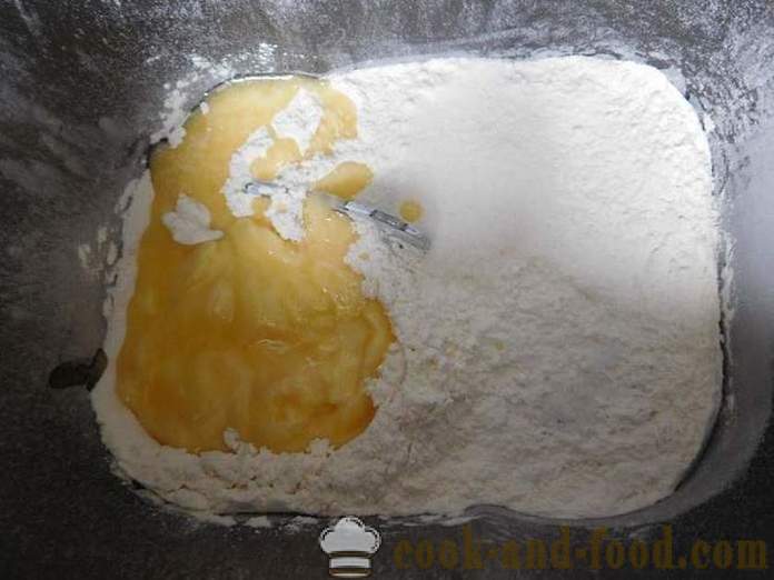 Απλό και νόστιμο κέικ κρέμα στο ψωμί maker - ένα βήμα προς βήμα τη συνταγή με κέικ φωτογραφία για την τεμπέληδες - πώς να ψήνουν ένα κέικ σε αρτοπαρασκευαστή