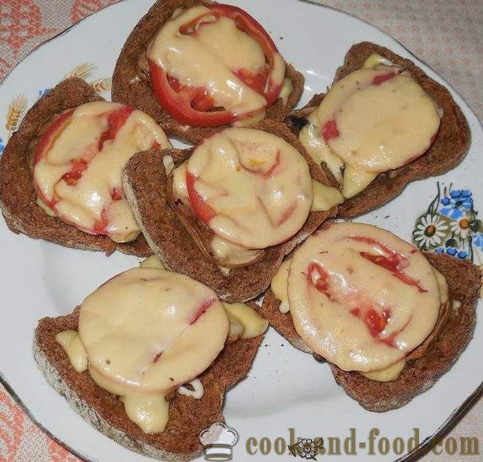 Νόστιμα ζεστά σάντουιτς με μανιτάρια μανιτάρια - συνταγή για ζεστά σάντουιτς στο φούρνο - με φωτογραφίες