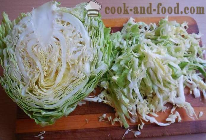 Εύκολη και νόστιμη σαλάτα άνοιξη του λάχανο, ραπανάκι και τα αγγούρια χωρίς μαγιονέζα - πώς να κάνει μια σαλάτα άνοιξη με μια βήμα προς βήμα φωτογραφίες συνταγή