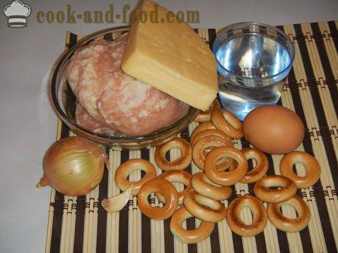 Στρογγυλά ψωμάκια με κιμά στο φούρνο ή παραγεμισμένα ξήρανσης - εύκολη συνταγή ορεκτικό, πώς να μαγειρεύουν, τη συνταγή με μια φωτογραφία.