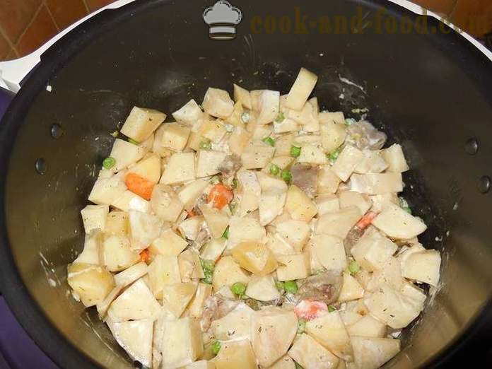 Στιφάδο λαχανικών σε multivarka, με βάση το κρέας και πατάτες - πώς να μαγειρεύουν stew βόειου κρέατος στην multivarka, βήμα προς βήμα συνταγή με φωτογραφίες.