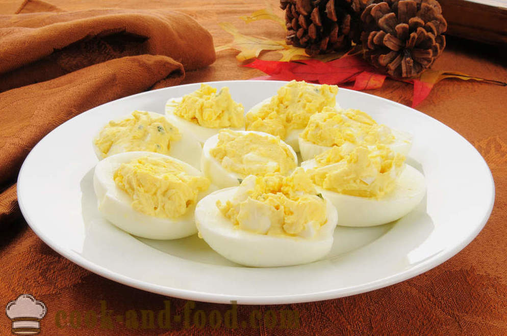 Εξαιρετικό ορεκτικό: γεμιστά αυγά - συνταγές βίντεο στο σπίτι