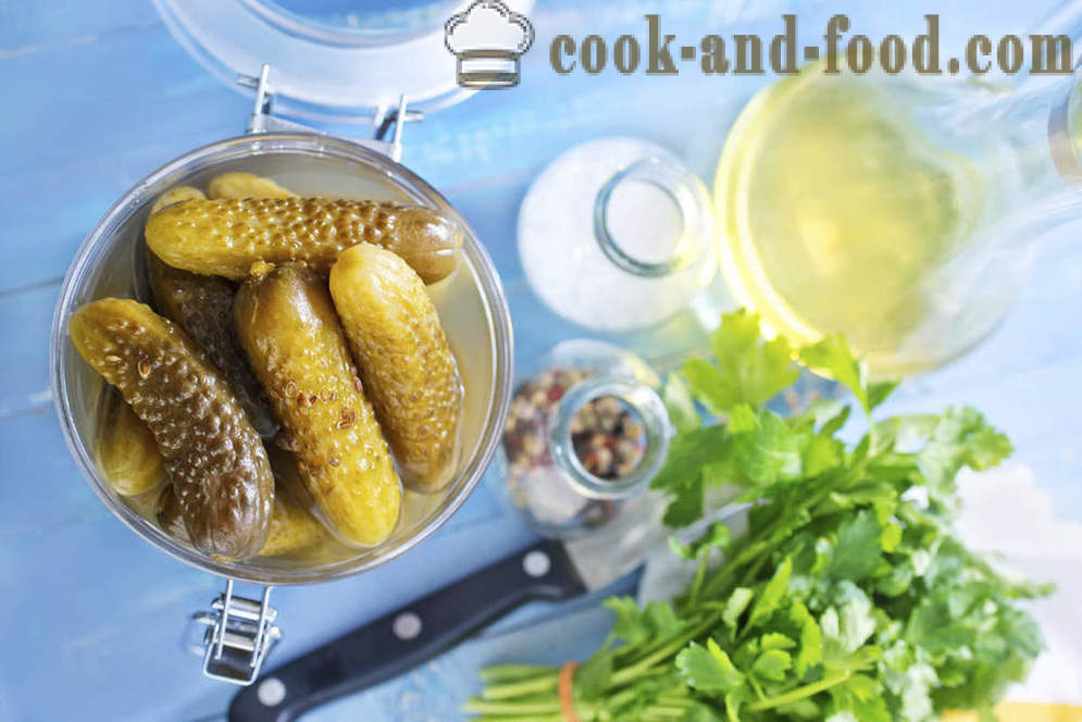 Canning Σπίτι: 5 Ενδιαφέρουσες συνταγές - Συνταγές βίντεο στο σπίτι